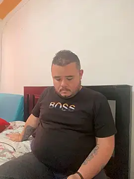 Snapshot of Chimbo-1996 chatting on 10.17.25 Chimbo-1996 online show from 10.17.25