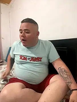 Snapshot of Chimbo-1996 chatting on 10.26.25 Chimbo-1996 online show from 10.26.25