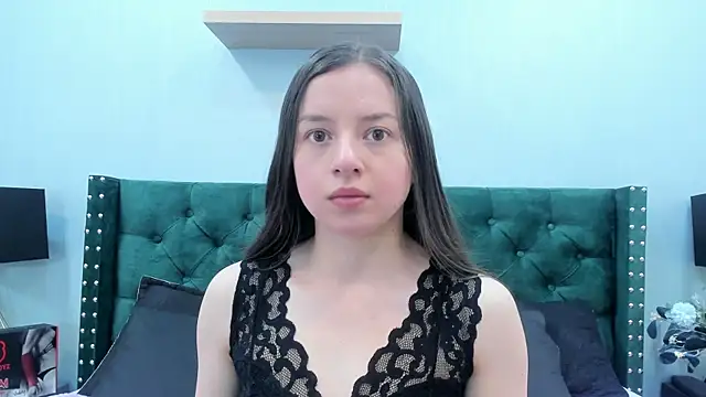 VioletaNova online show from 06.26.26