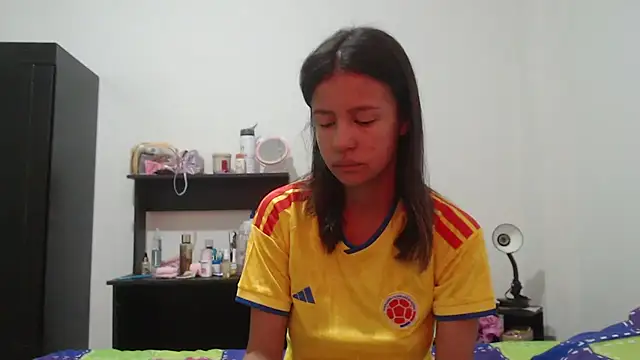 nathaly jones  online show from 06.23.26