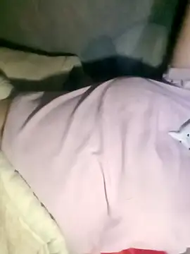 Snapshot of maple694 chatting on 09.26.25 maple694 online show from 09.26.25