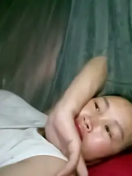 Snapshot of maple694 chatting on 09.29.25 maple694 online show from 09.29.25