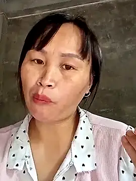 Snapshot of maple694 chatting on 10.06.25 maple694 online show from 10.06.25