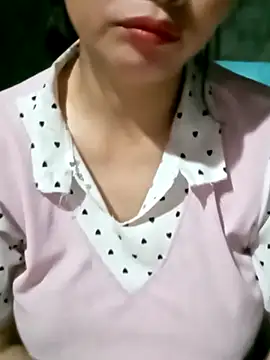 Snapshot of maple694 chatting on 10.07.25 maple694 online show from 10.07.25