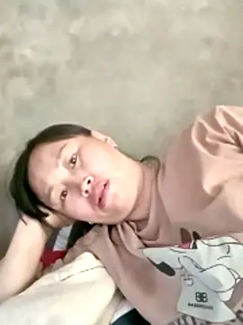 Snapshot of maple694 chatting on 10.13.25 maple694 online show from 10.13.25