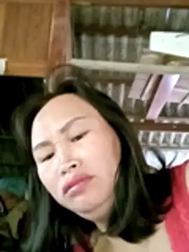 Snapshot of maple694 chatting on 10.18.25 maple694 online show from 10.18.25