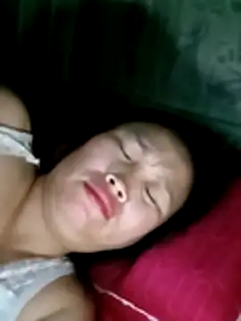 Snapshot of maple694 chatting on 10.22.25 maple694 online show from 10.22.25