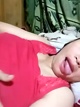 Snapshot of maple694 chatting on 11.03.25 maple694 online show from 11.03.25