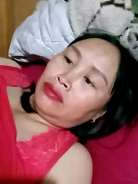 Snapshot of maple694 chatting on 11.04.25 maple694 online show from 11.04.25