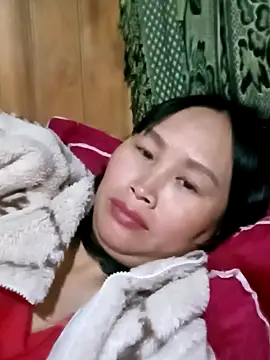 Snapshot of maple694 chatting on 11.05.25 maple694 online show from 11.05.25