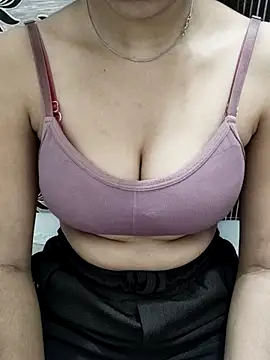 NAIRA5677 online show from 10.10.25