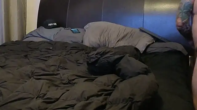 Snapshot of pantyhoselover54 chatting on 10.22.25 pantyhoselover54 online show from 10.22.25