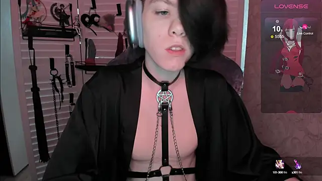 aestheticbeing online show from 09.15.25