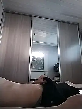 Snapshot of 12dery chatting on 10.15.25 12dery online show from 10.15.25