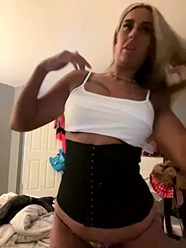 EllieMaeBaby online show from 11.22.25