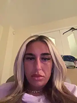 EllieMaeBaby online show from 04.05.26