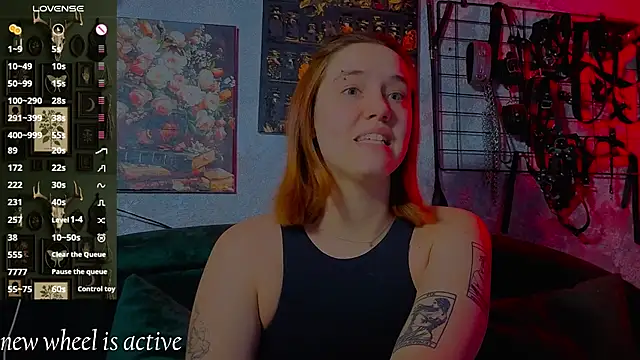 Snapshot of the_high_priestess chatting on 02.06.26 the high priestess online show from 02.06.26