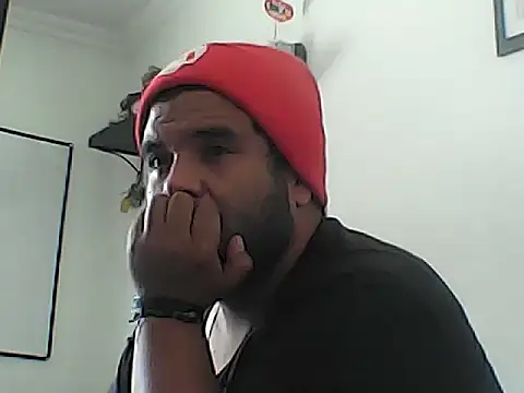 Snapshot of Rolo-Sumiso chatting on 10.28.25 Rolo-Sumiso online show from 10.28.25