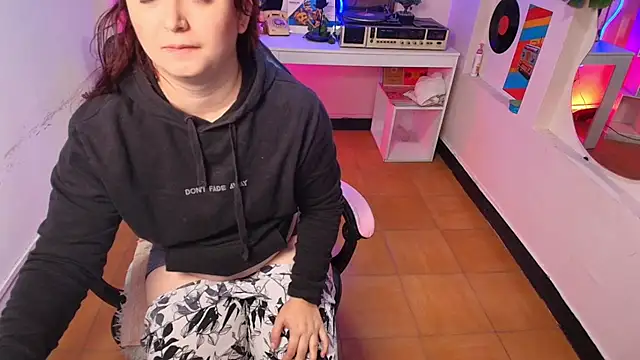 Anaa Rose online show from 04.12.26