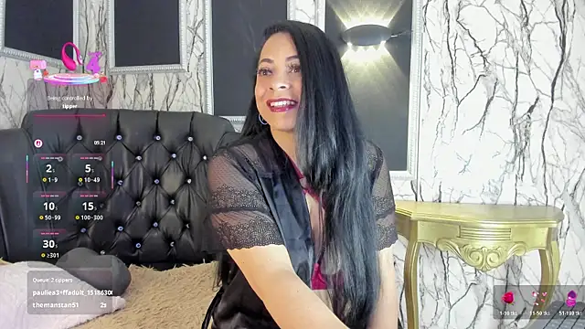 adelinemoretti online show from 11.12.25