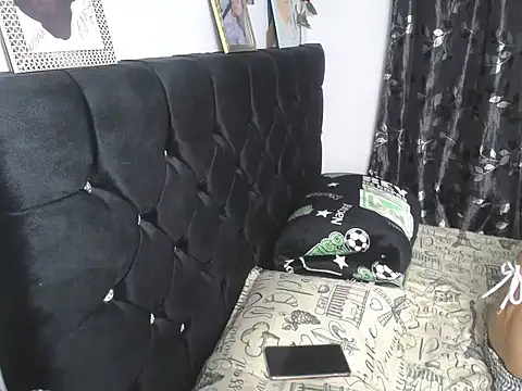 Snapshot of melen_xiomi08 chatting on 10.07.25 melen xiomi08 online show from 10.07.25