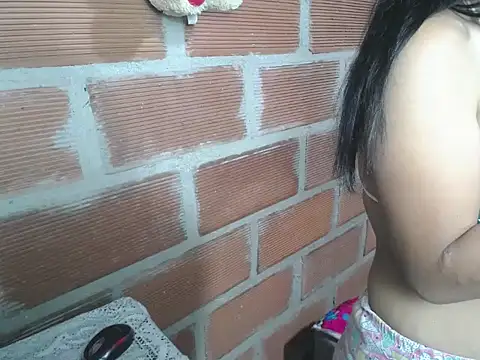 Snapshot of melen_xiomi08 chatting on 10.31.25 melen xiomi08 online show from 10.31.25