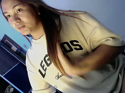 Snapshot of Sweet_angelinax chatting on 11.12.25 Sweet angelinax online show from 11.12.25