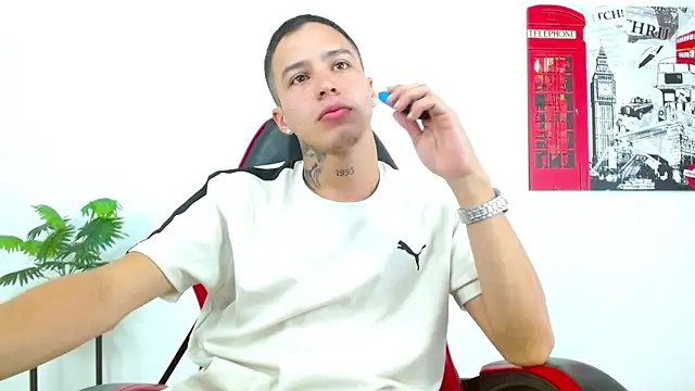 Cumandres18 online show from 04.21.26