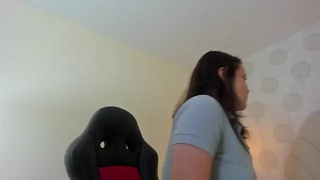 GIANAMILLER6 online show from 04.07.26