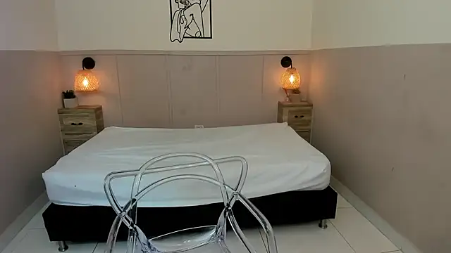 AuroraSky8 online show from 10.25.25