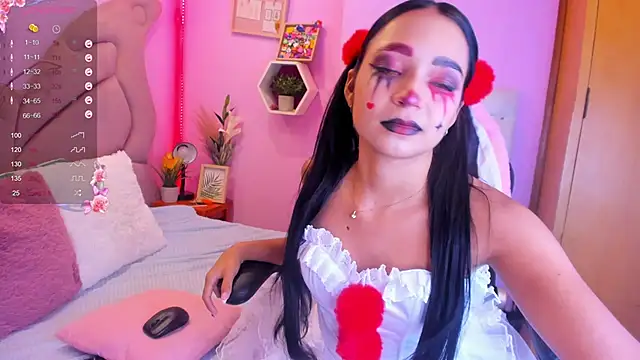 EmmaAnturin online show from 10.30.25