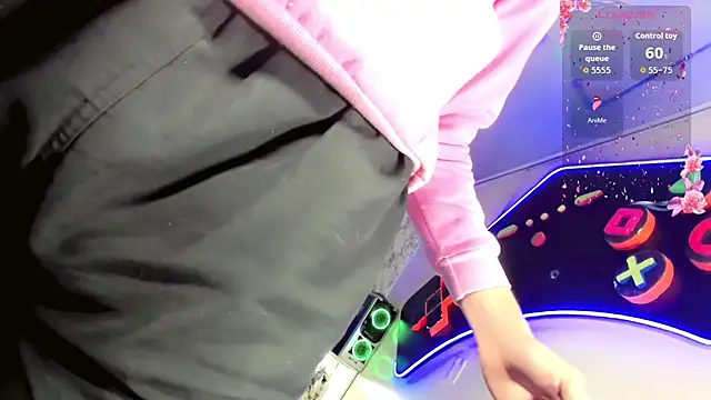 Madison Mujica online show from 10.21.25