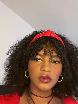 Snapshot of Tyra_bank chatting on 06.16.26 Tyra bank online show from 06.16.26