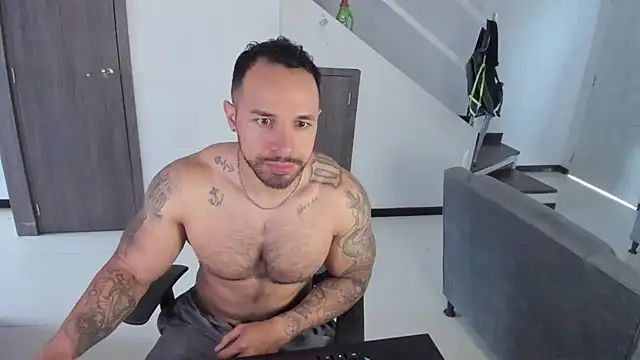 Snapshot of mason_fit chatting on 06.05.26 mason fit online show from 06.05.26