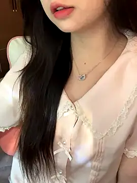 Nana kute20 online show from 10.14.25