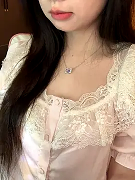 Nana kute20 online show from 10.19.25