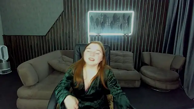 KattyRose8 online show from 10.20.25