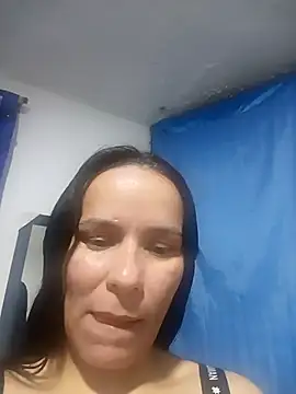 Snapshot of Levanna_1 chatting on 10.10.25 Levanna 1 online show from 10.10.25