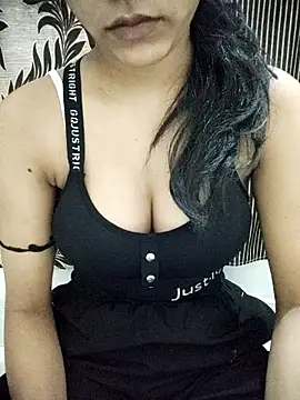 Snapshot of Nikita-Singh88 chatting on 11.13.25 Nikita-Singh88 online show from 11.13.25