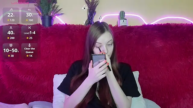 AliceHaris online show from 12.03.25