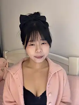 Ella-A9 online show from 10.15.25