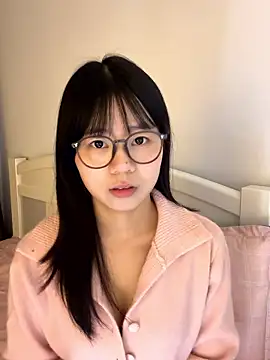 Ella-A9 online show from 10.22.25