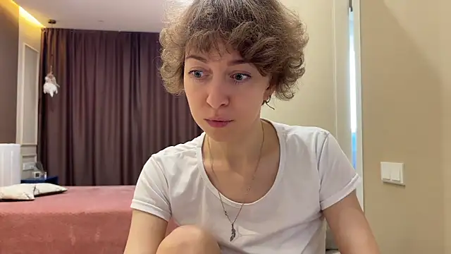 daniellia  online show from 11.22.25