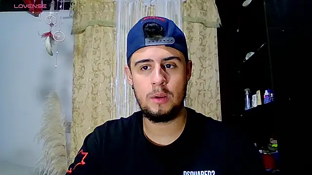 Snapshot of ryan_evanss chatting on 10.01.25 ryan evanss online show from 10.01.25