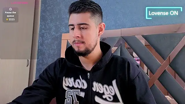 Snapshot of ryan_evanss chatting on 10.13.25 ryan evanss online show from 10.13.25