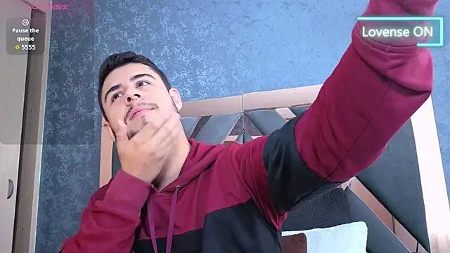 Snapshot of ryan_evanss chatting on 10.23.25 ryan evanss online show from 10.23.25