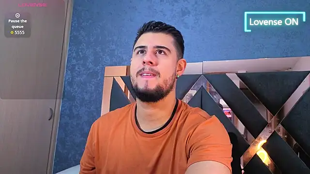 Snapshot of ryan_evanss chatting on 10.30.25 ryan evanss online show from 10.30.25