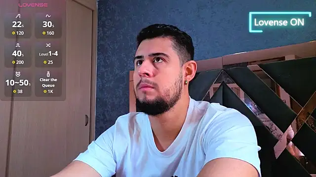 Snapshot of ryan_evanss chatting on 11.02.25 ryan evanss online show from 11.02.25