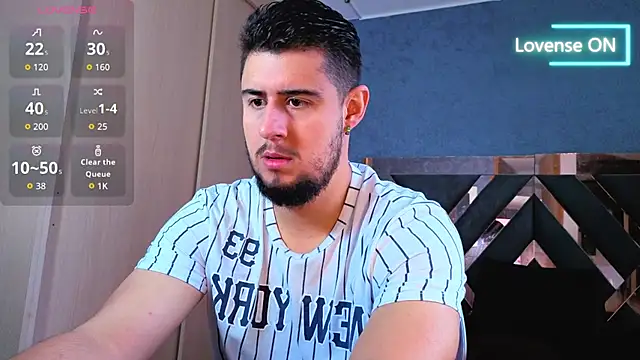 Snapshot of ryan_evanss chatting on 11.03.25 ryan evanss online show from 11.03.25