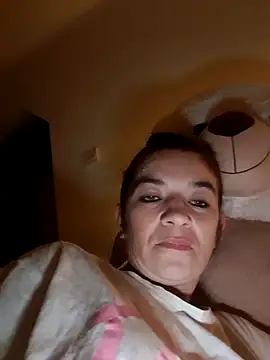 alinaalinutzq online show from 10.20.25